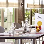 Campanile Hotel 3*