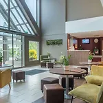 Hotel Campanile 3*
