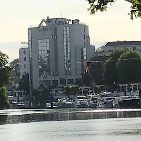 Campanile Prime - Nogent-Sur-Marne Otel 3*