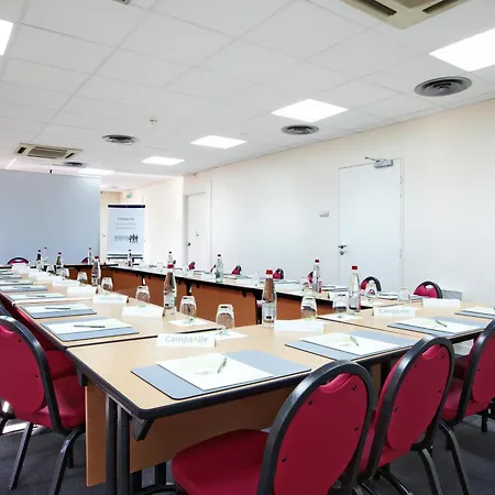 Campanile Prime - Nogent-Sur-Marne Otel 3*